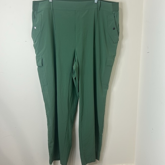 ATHLETA Vienna Cargo Pants Vineyard Green Size 22 - Picture 2 of 15